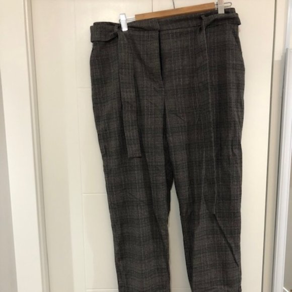 Brown Plaid Dress pants - Picture 2 of 5